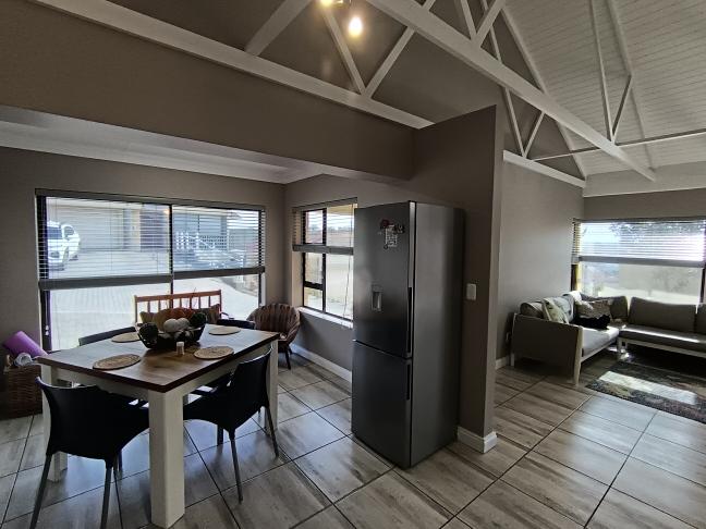 2 Bedroom Property for Sale in Seemeeu Park Western Cape